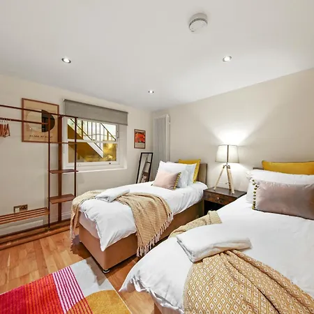 Stylish Apartment In Euston And Near Camden With Private Roof Terrace